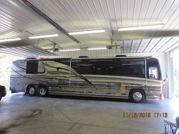 2001 Prevost Country Coach XLII For Sale