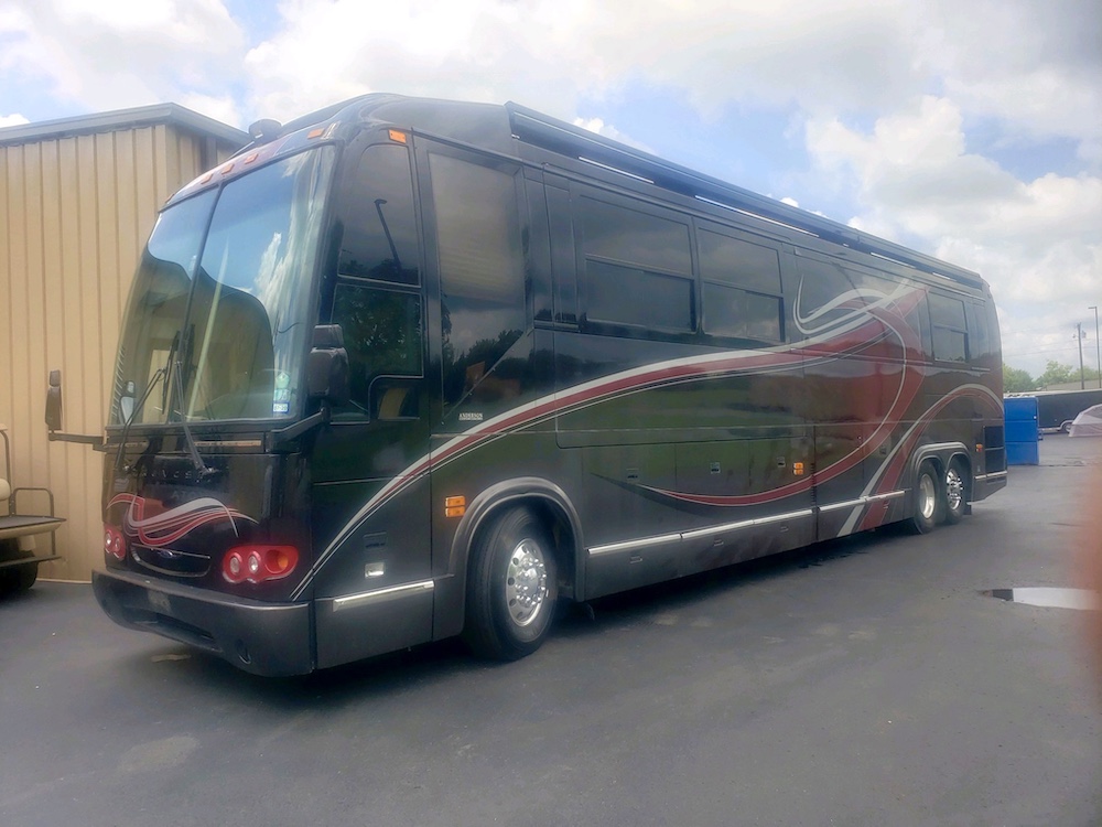 2001 Prevost Custom Coach H3-45 For Sale