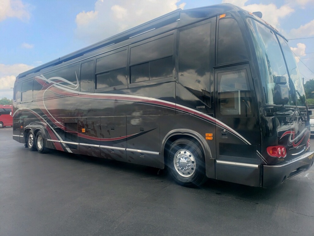 2001 Prevost Custom Coach H3-45 For Sale