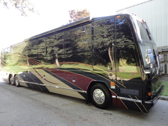 2001 Prevost Featherlite H3-45 For Sale