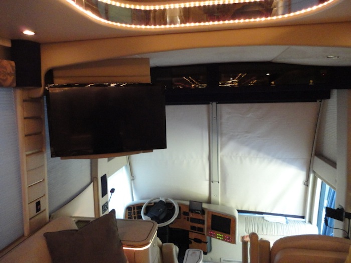 2001 Prevost Featherlite H3-45 For Sale