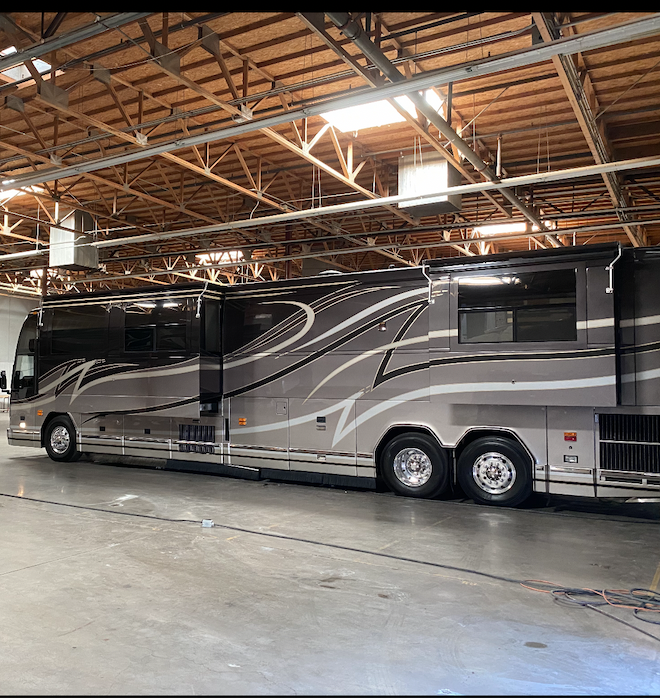 2001 Prevost Featherlite H3-45 For Sale