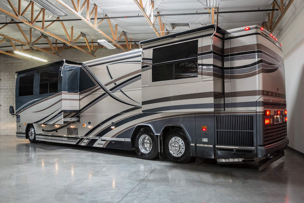 2001 Prevost Featherlite H3-45 For Sale