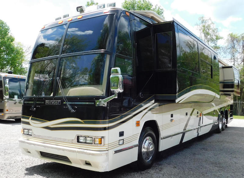 2001 Prevost Featherlite  H3-45 For Sale