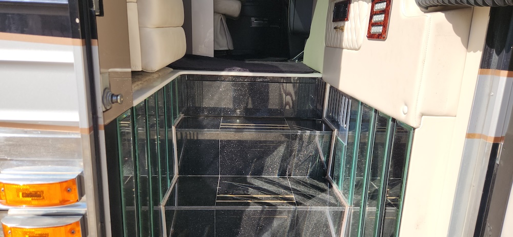2001 Prevost Featherlite XLII For Sale