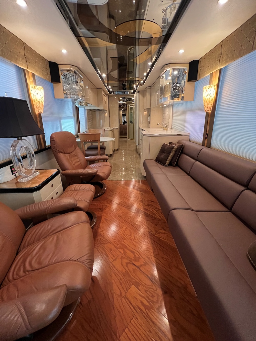 2001 Prevost H3-45 For Sale