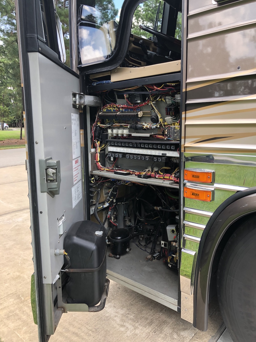 2001 Prevost Liberty XLII For Sale