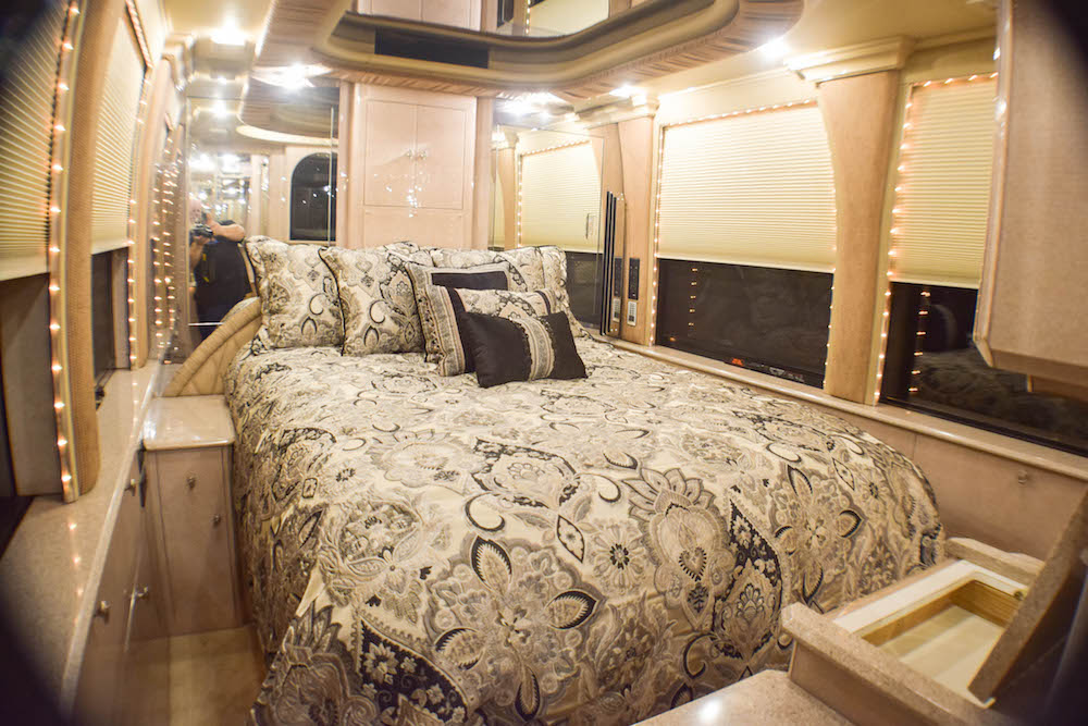 2001 Prevost Liberty XLII For Sale