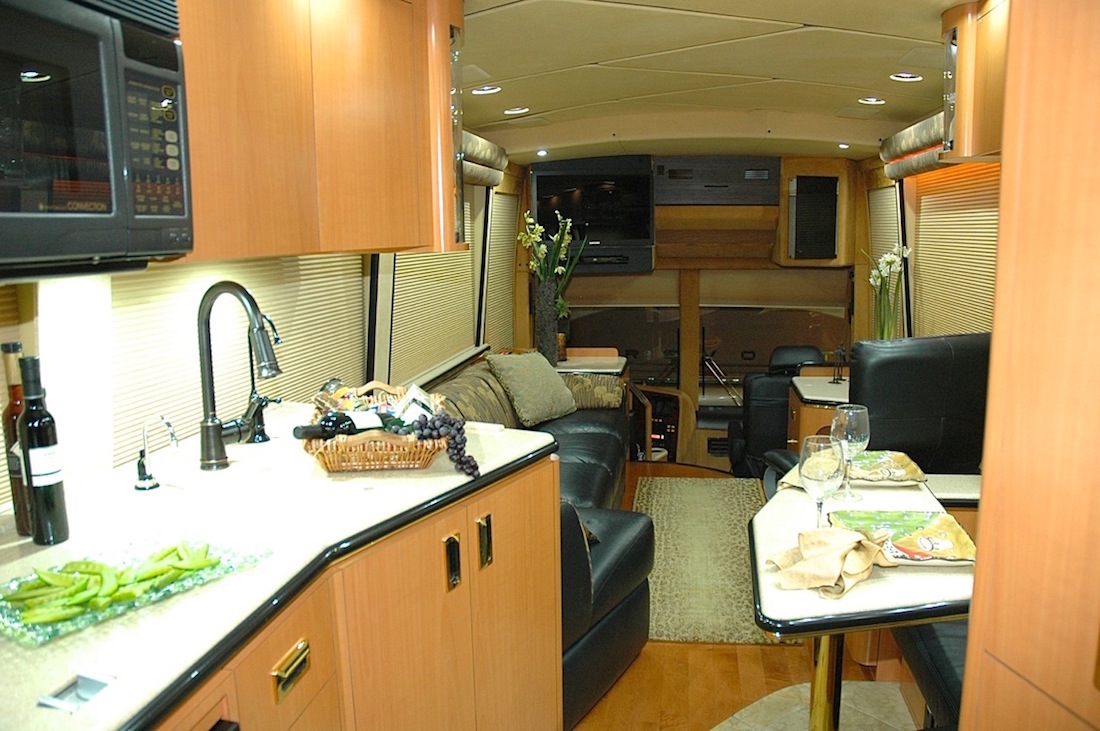 2001 Prevost Marathon H3-45 For Sale