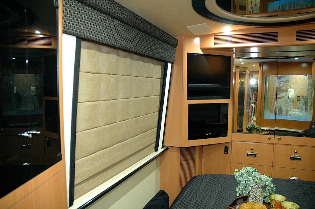 2001 Prevost Marathon H3-45 For Sale