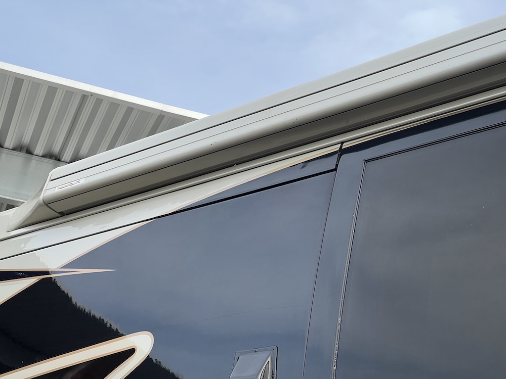 2001 Prevost Marathon H3-45 For Sale