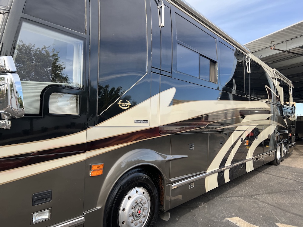 2001 Prevost Marathon H3-45 For Sale