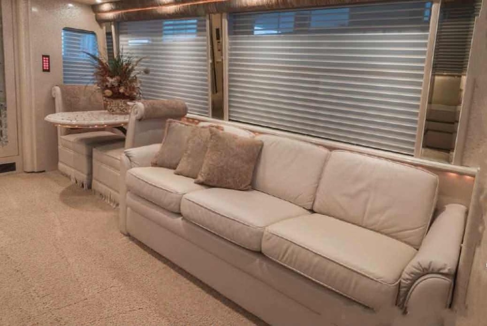 2001 Prevost Marathon H3-45 For Sale