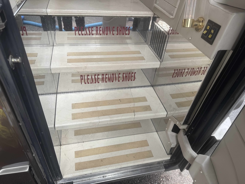 2001 Prevost Marathon H3-45 For Sale