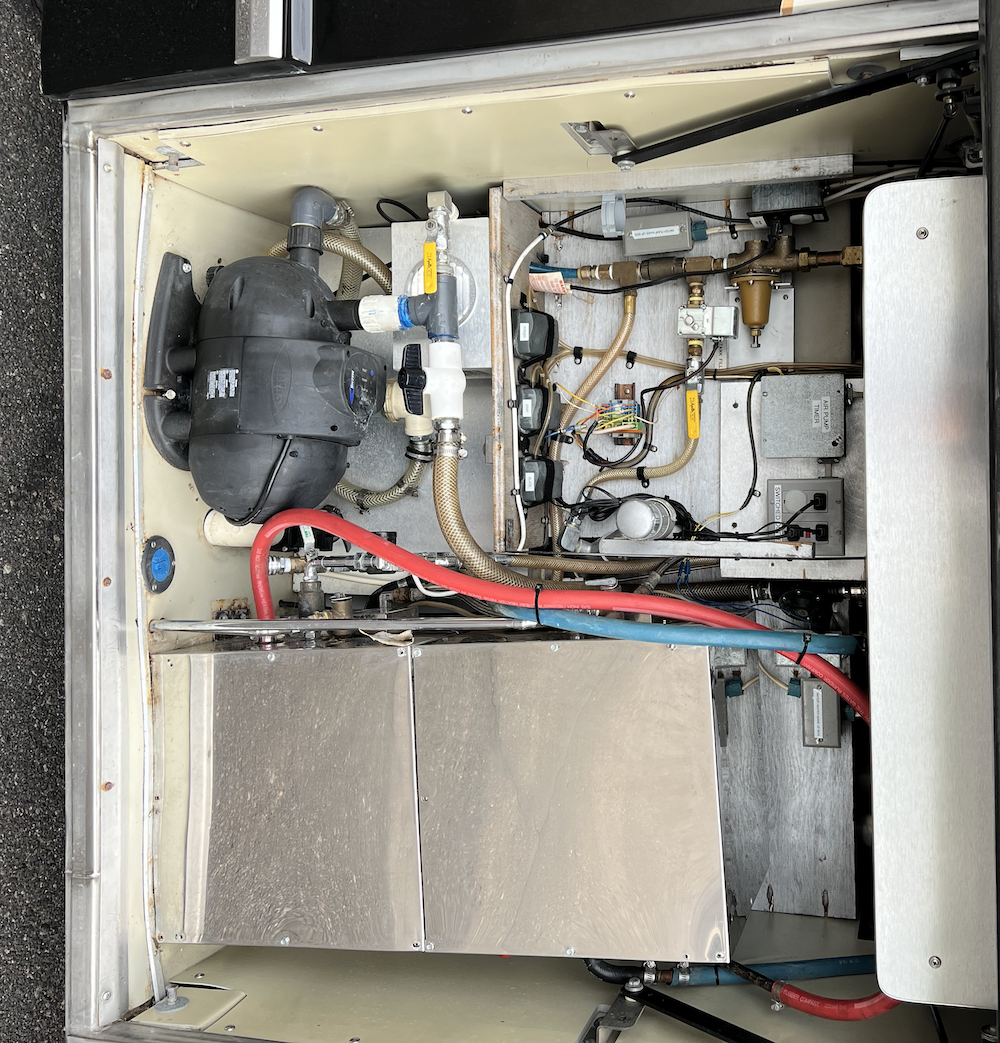 2001 Prevost Marathon H3-45 For Sale