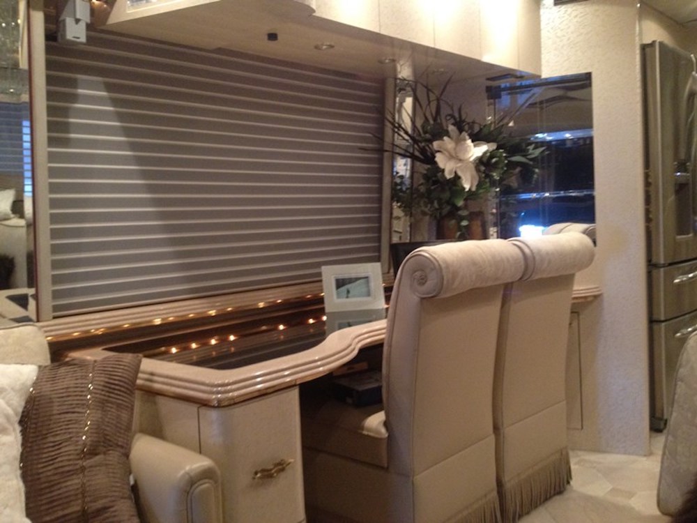 2001 Prevost Marathon H3-45 For Sale