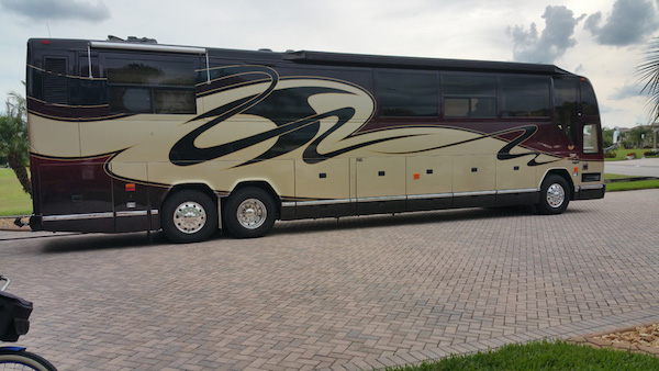 2001 Prevost Marathon H3-45 For Sale