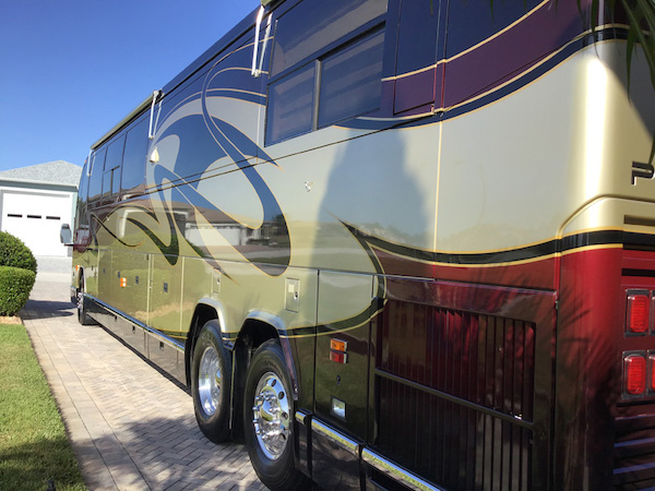 2001 Prevost Marathon H3-45 For Sale