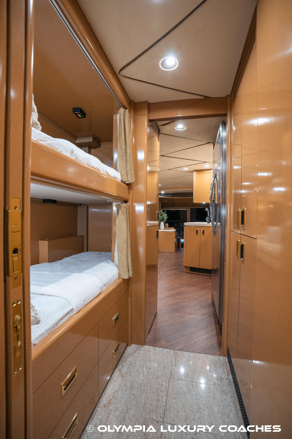 2001 Prevost Marathon H3-45 For Sale