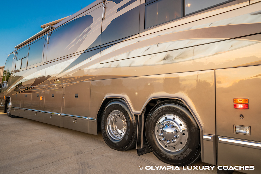 2001 Prevost Marathon H3-45 For Sale