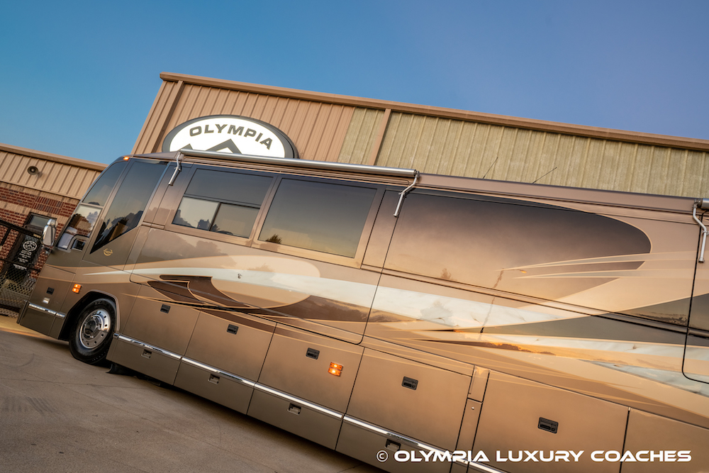 2001 Prevost Marathon H3-45 For Sale