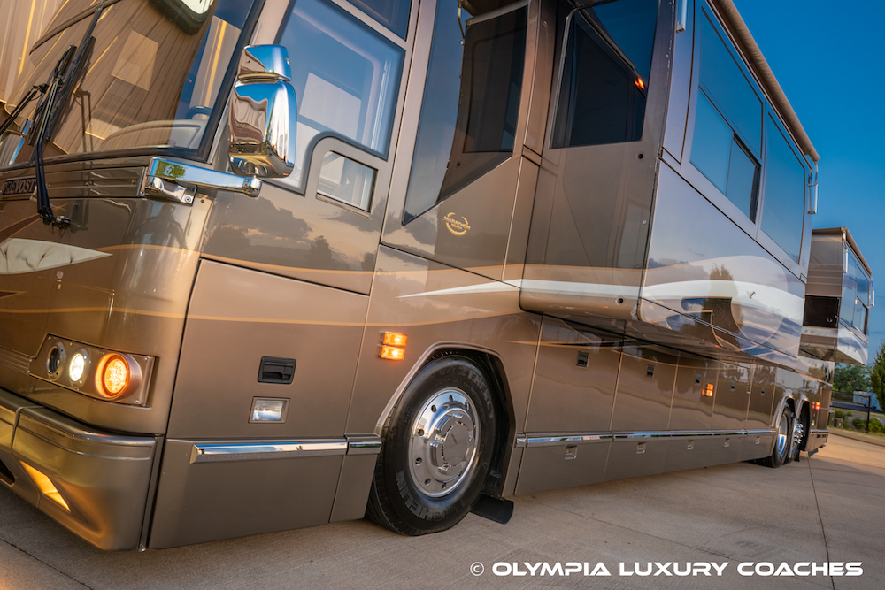 2001 Prevost Marathon H3-45 For Sale