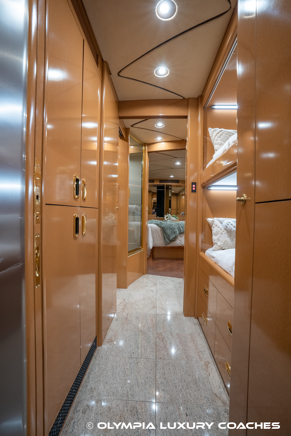 2001 Prevost Marathon H3-45 For Sale