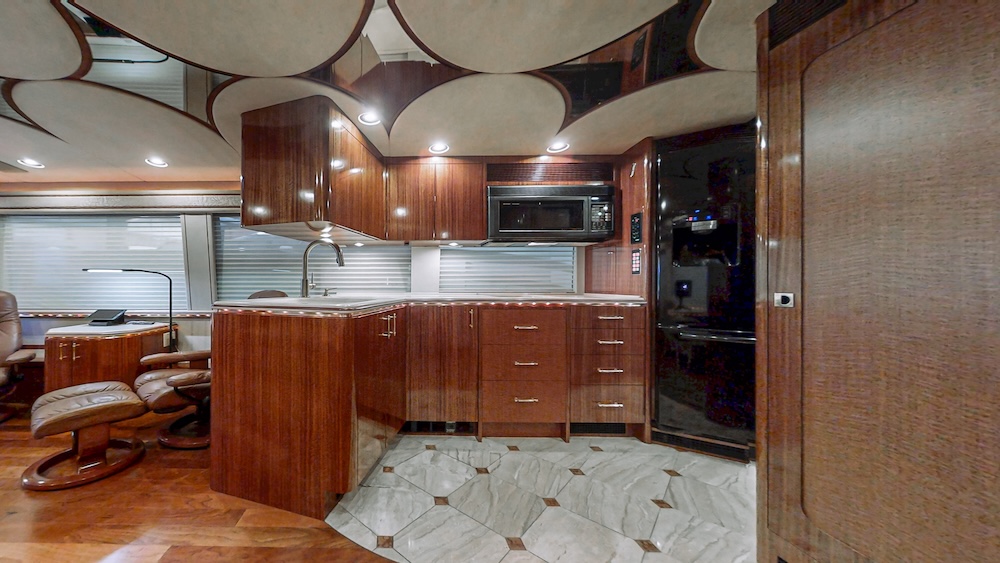 2001 Prevost Marathon H3-45 For Sale