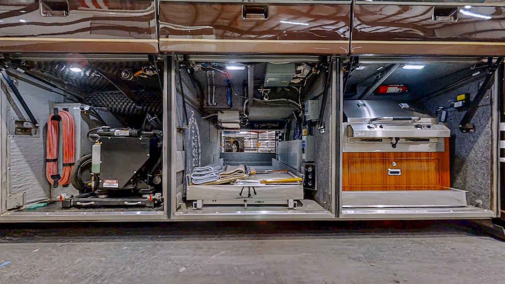 2001 Prevost Marathon H3-45 For Sale