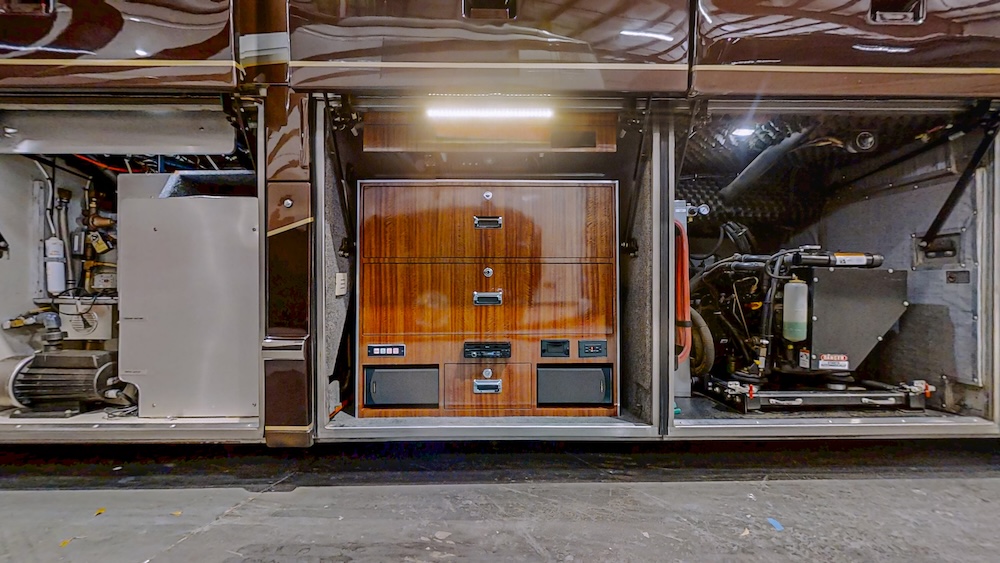 2001 Prevost Marathon H3-45 For Sale