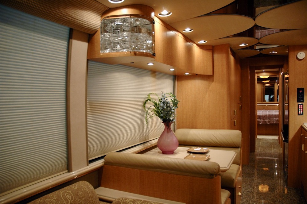 2001 Prevost Marathon XLII For Sale