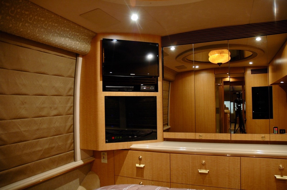 2001 Prevost Marathon XLII For Sale