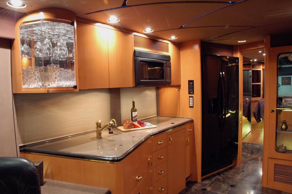 2001 Prevost Marathon XLII For Sale