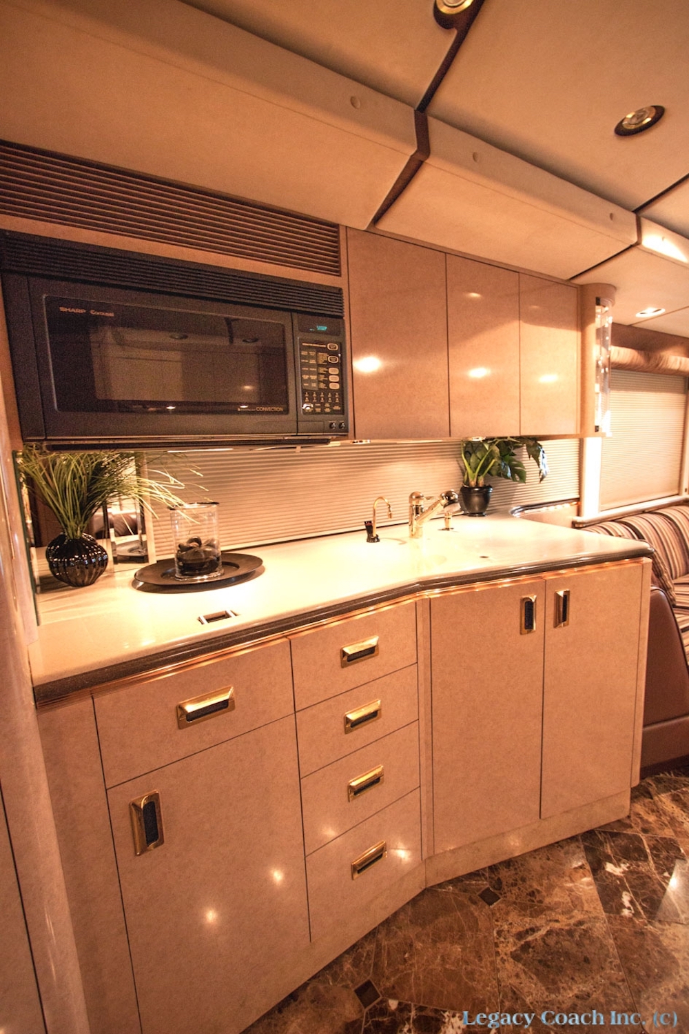 2001 Prevost Marathon XLII For Sale