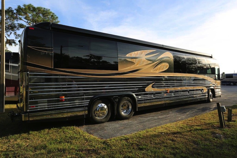 2001 Prevost Marathon XLII For Sale