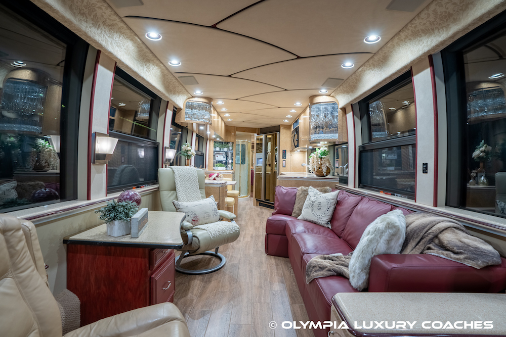 2001 Prevost Marathon XLII For Sale