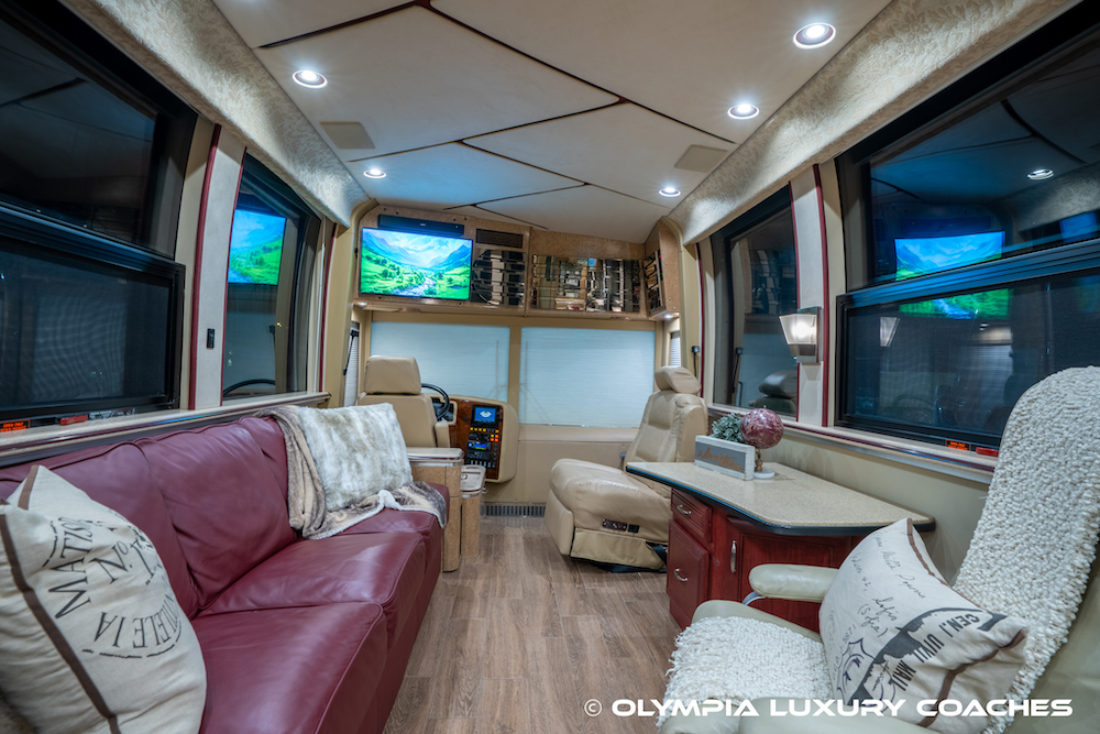 2001 Prevost Marathon XLII For Sale