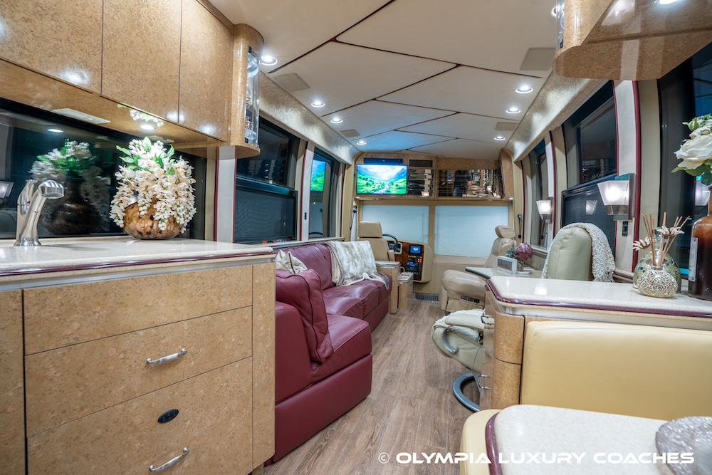 2001 Prevost Marathon XLII For Sale