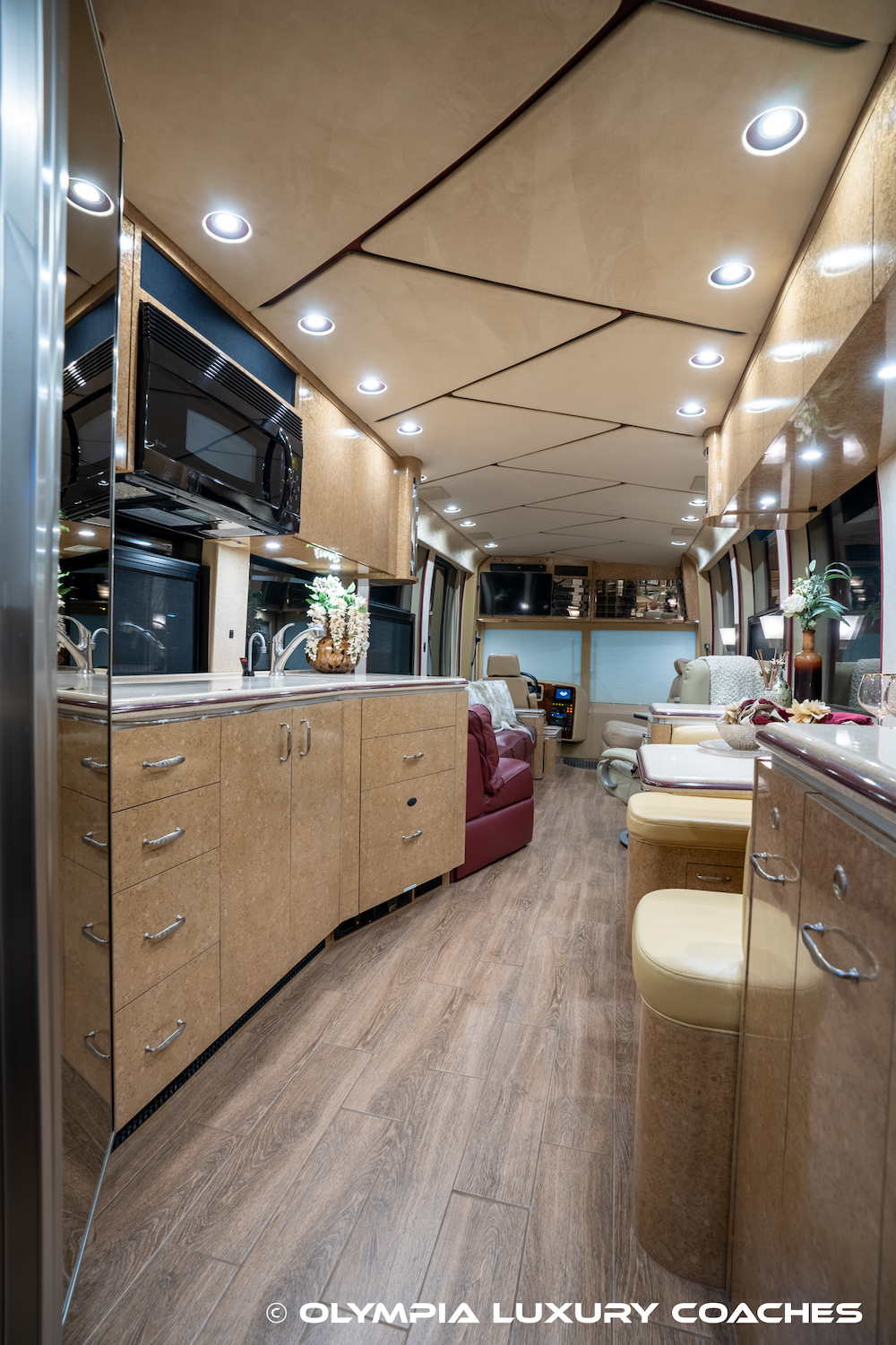 2001 Prevost Marathon XLII For Sale