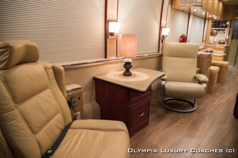 2001 Prevost Marathon XLII For Sale