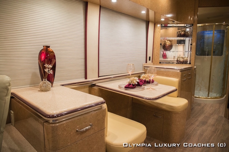 2001 Prevost Marathon XLII For Sale