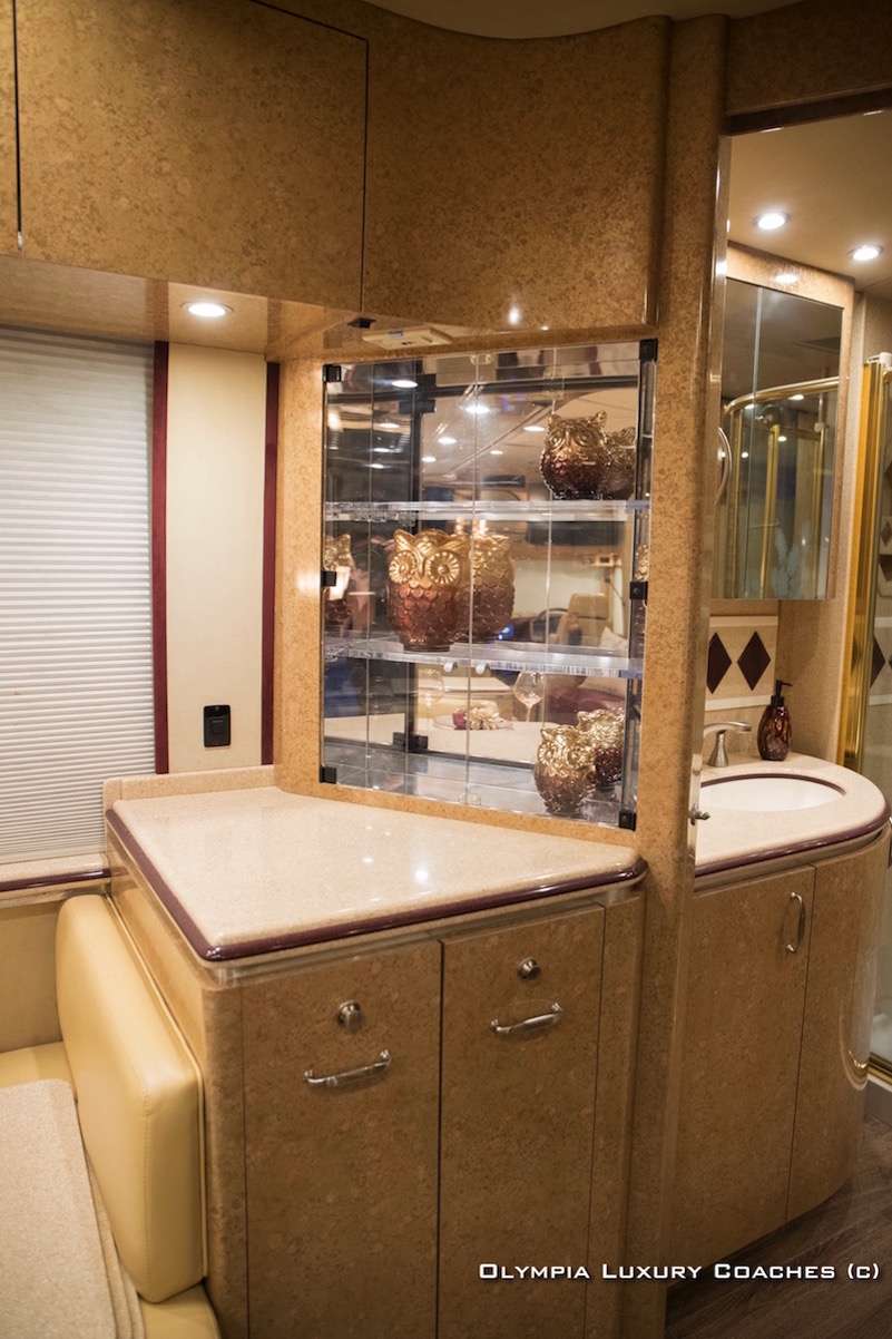 2001 Prevost Marathon XLII For Sale