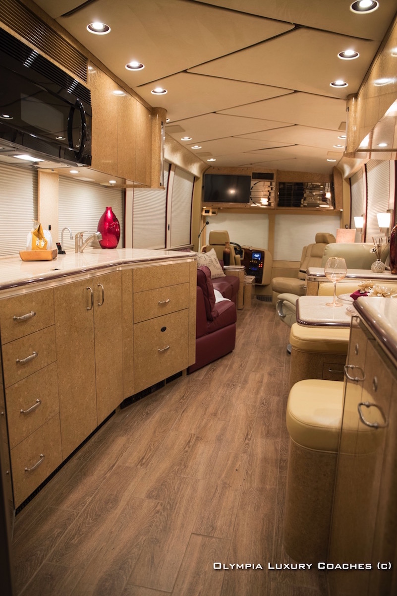 2001 Prevost Marathon XLII For Sale