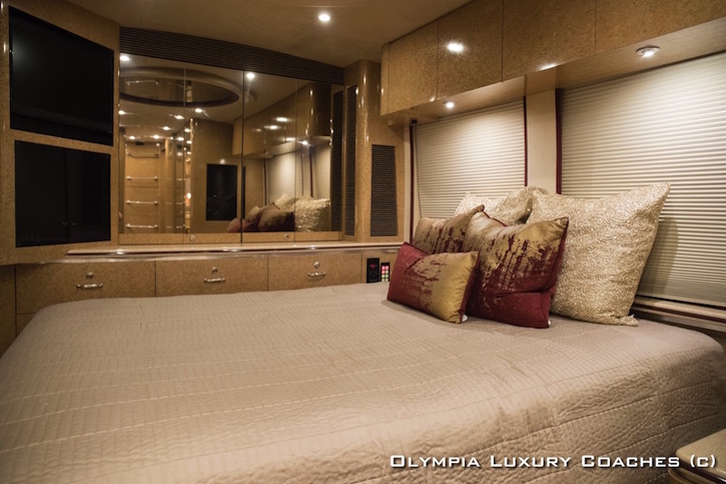 2001 Prevost Marathon XLII For Sale