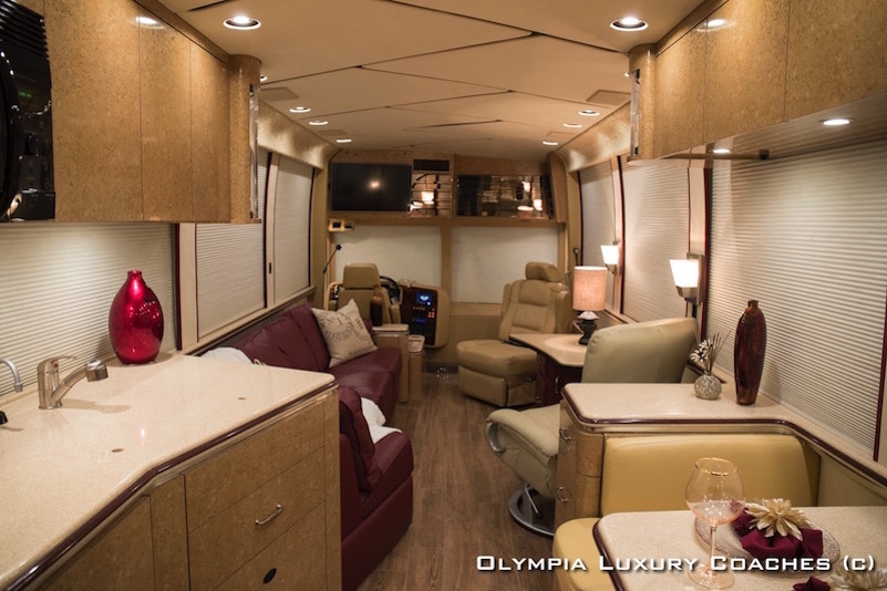 2001 Prevost Marathon XLII For Sale