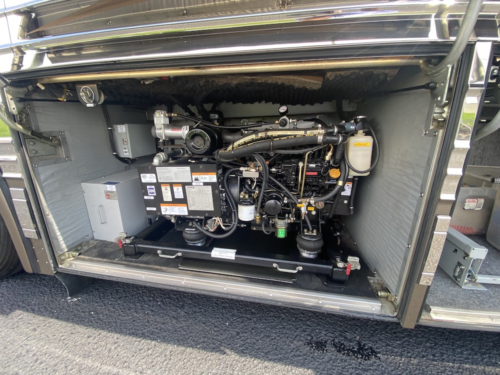 2001 Prevost Marathon XLII For Sale