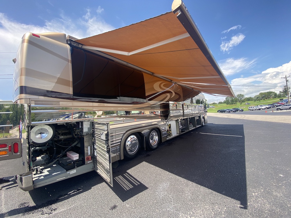 2001 Prevost Marathon XLII For Sale