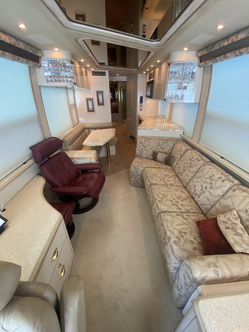 2001 Prevost Marathon XLII For Sale