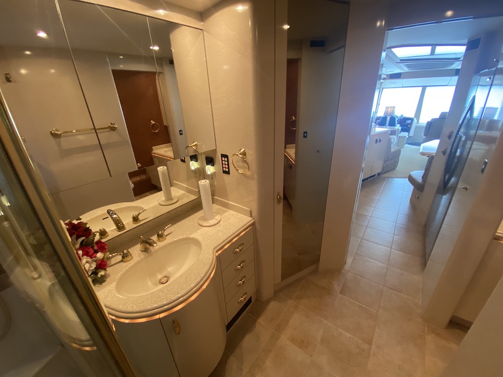 2001 Prevost Marathon XLII For Sale