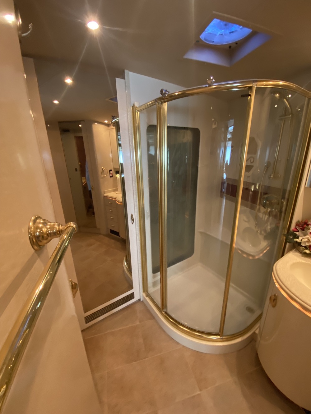 2001 Prevost Marathon XLII For Sale